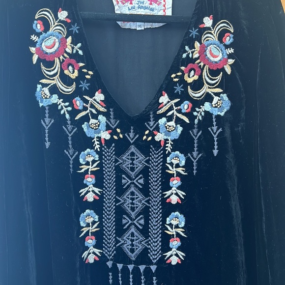 Johnny Was Embroidered Velvet Shirt - Picture 2 of 3